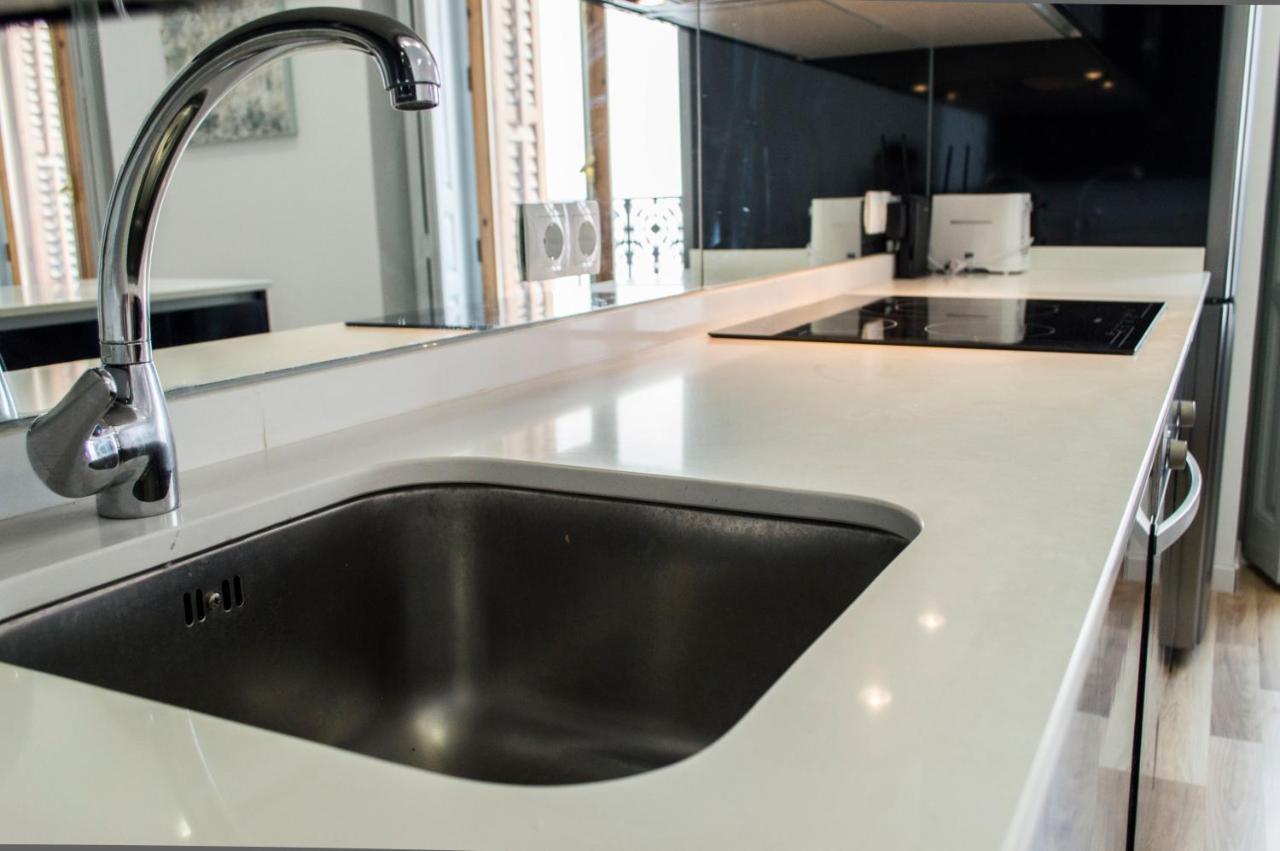 For You Rentals New Design Apartment Temporal Puerta Del Sol Pre10C Madrid Extérieur photo
